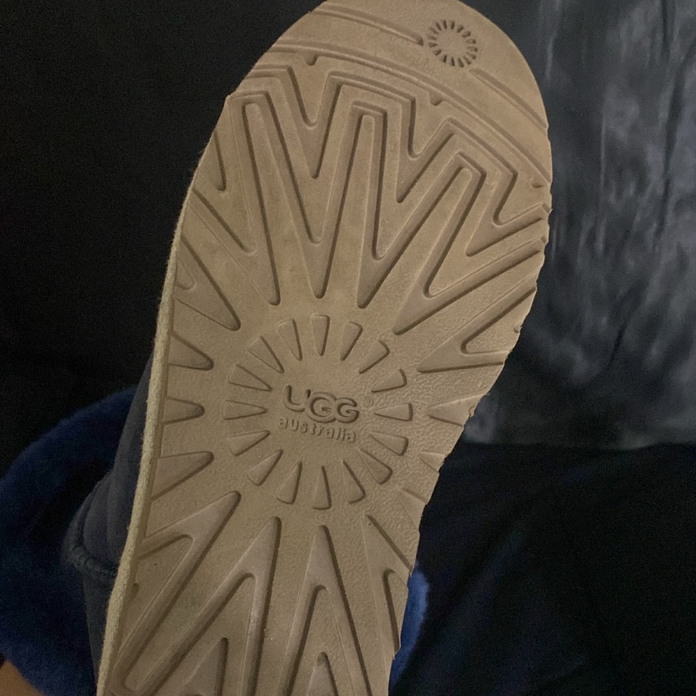 UGG Australia - Picture 5 of 6